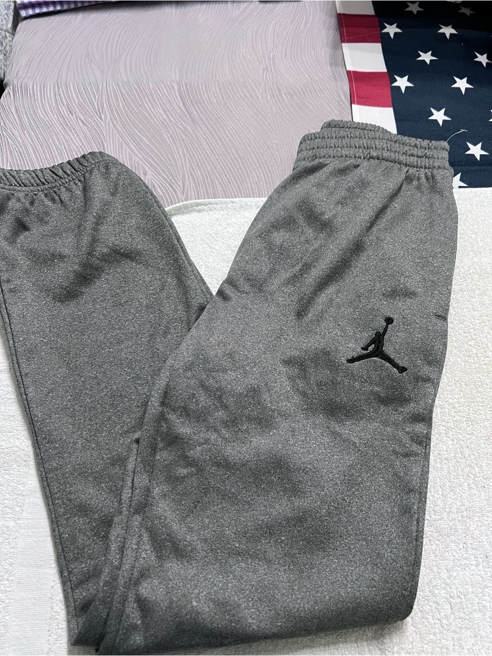 Jordan Boys XL 13-15 Dri-FIT Gray Athletic Pants Jumpman Basketball Polyester